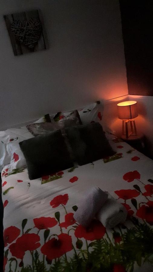 Appartement 48M2 Pour 6 Personnes Au Centre Ville Historique Avec Parking Gratuit Et Une Borne De Recharge Pour Voiture A 10 Metres 阿瓦隆 外观 照片