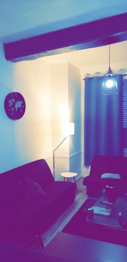Appartement 48M2 Pour 6 Personnes Au Centre Ville Historique Avec Parking Gratuit Et Une Borne De Recharge Pour Voiture A 10 Metres 阿瓦隆 外观 照片